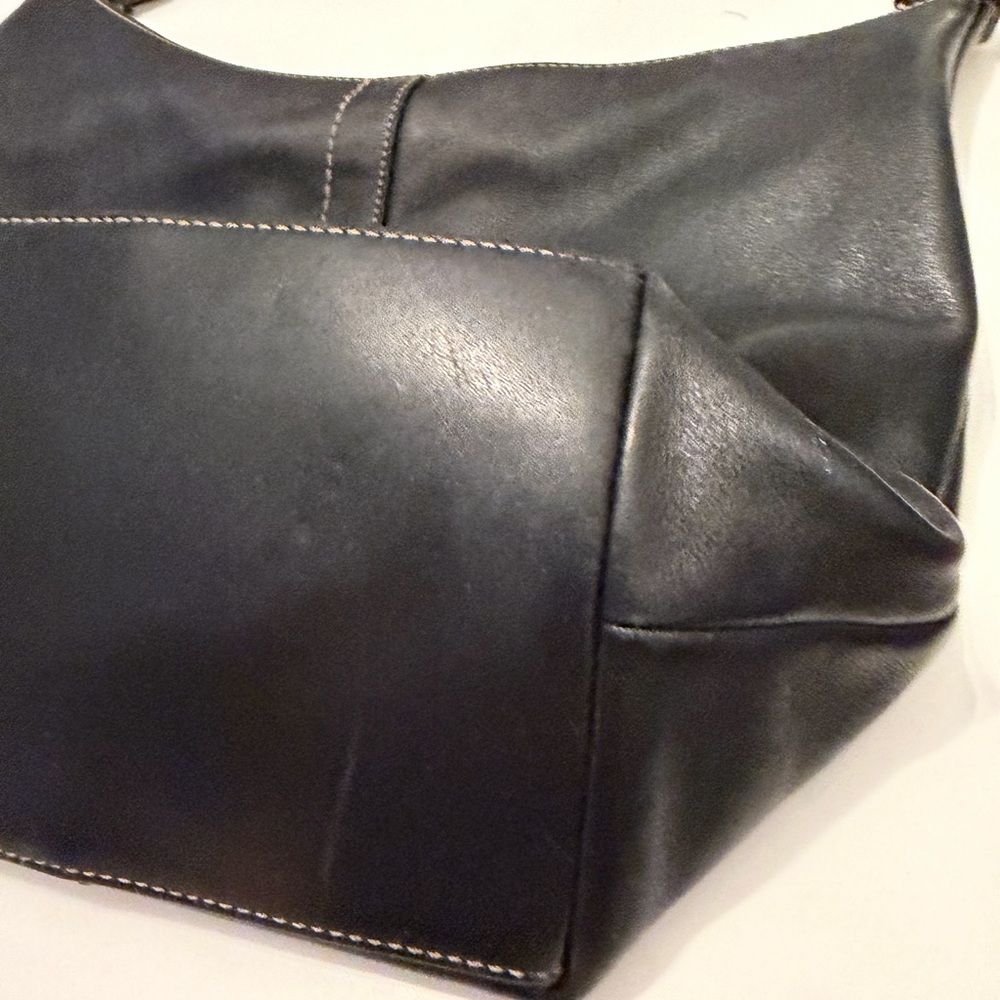 Coach Black Vintage Leather Hobo Bag - Picture 7 of 13